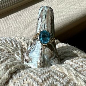 VINTAGE 14K Yellow Gold Topaz Ring w/ Diamond Accents